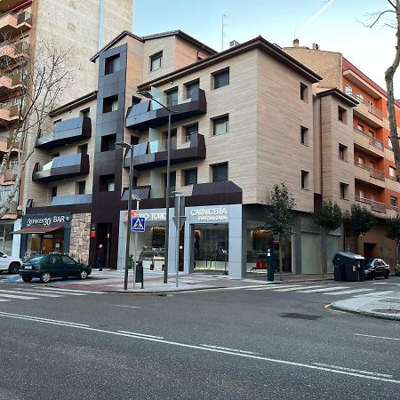 זמורה Apartamentos Palacio De Yolanda מראה חיצוני תמונה