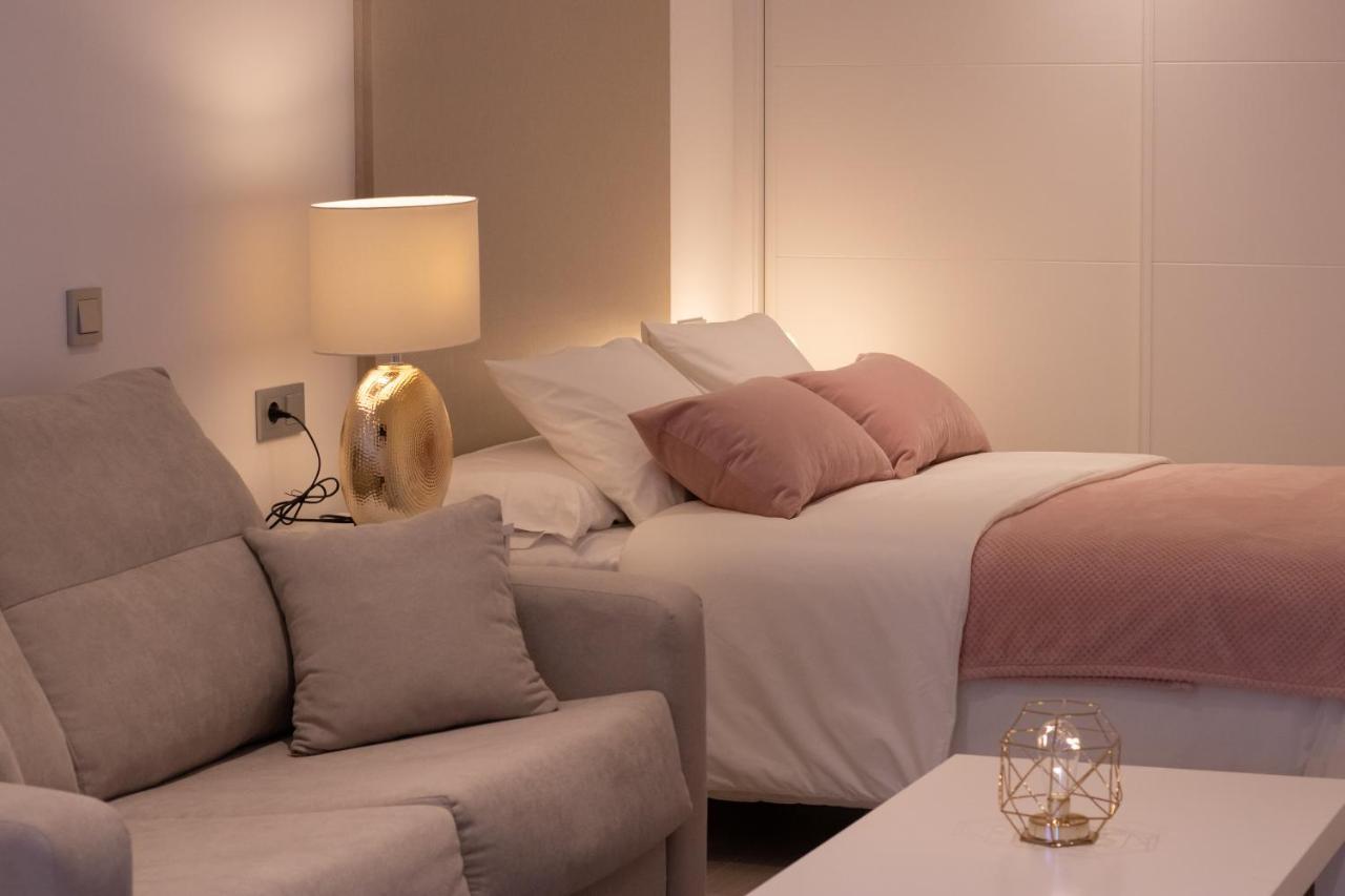 זמורה Apartamentos Palacio De Yolanda מראה חיצוני תמונה
