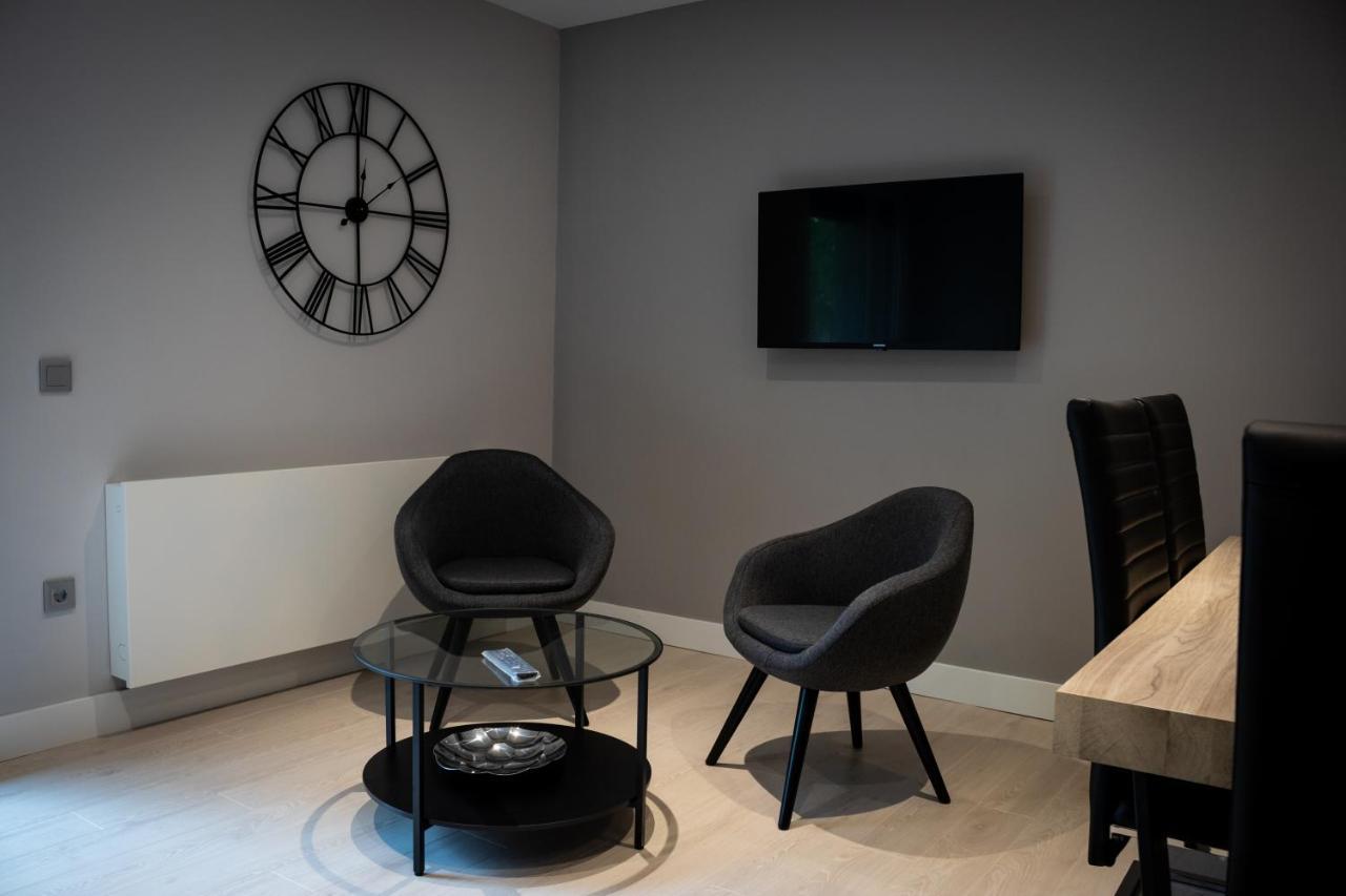 זמורה Apartamentos Palacio De Yolanda מראה חיצוני תמונה