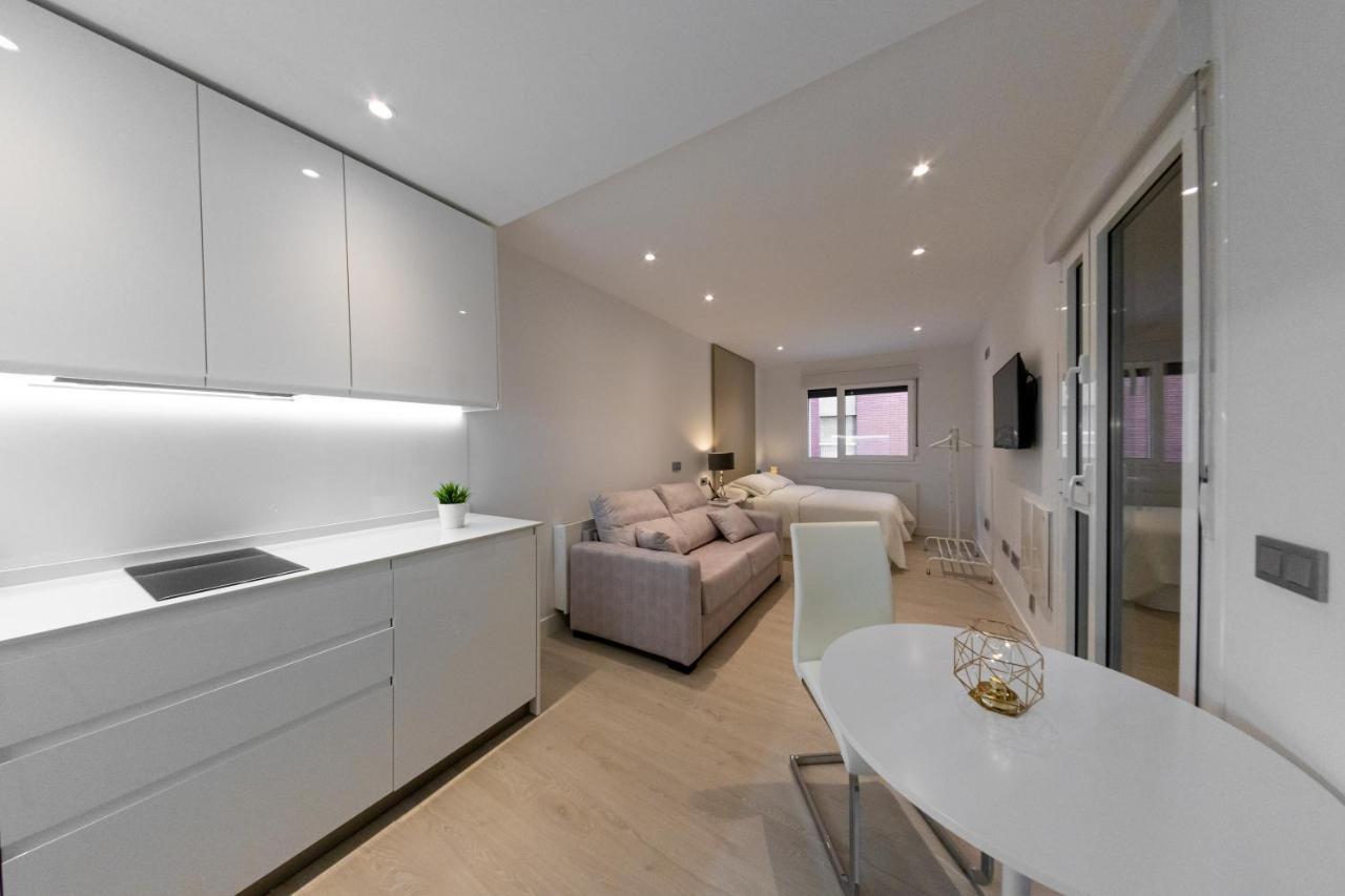 זמורה Apartamentos Palacio De Yolanda מראה חיצוני תמונה